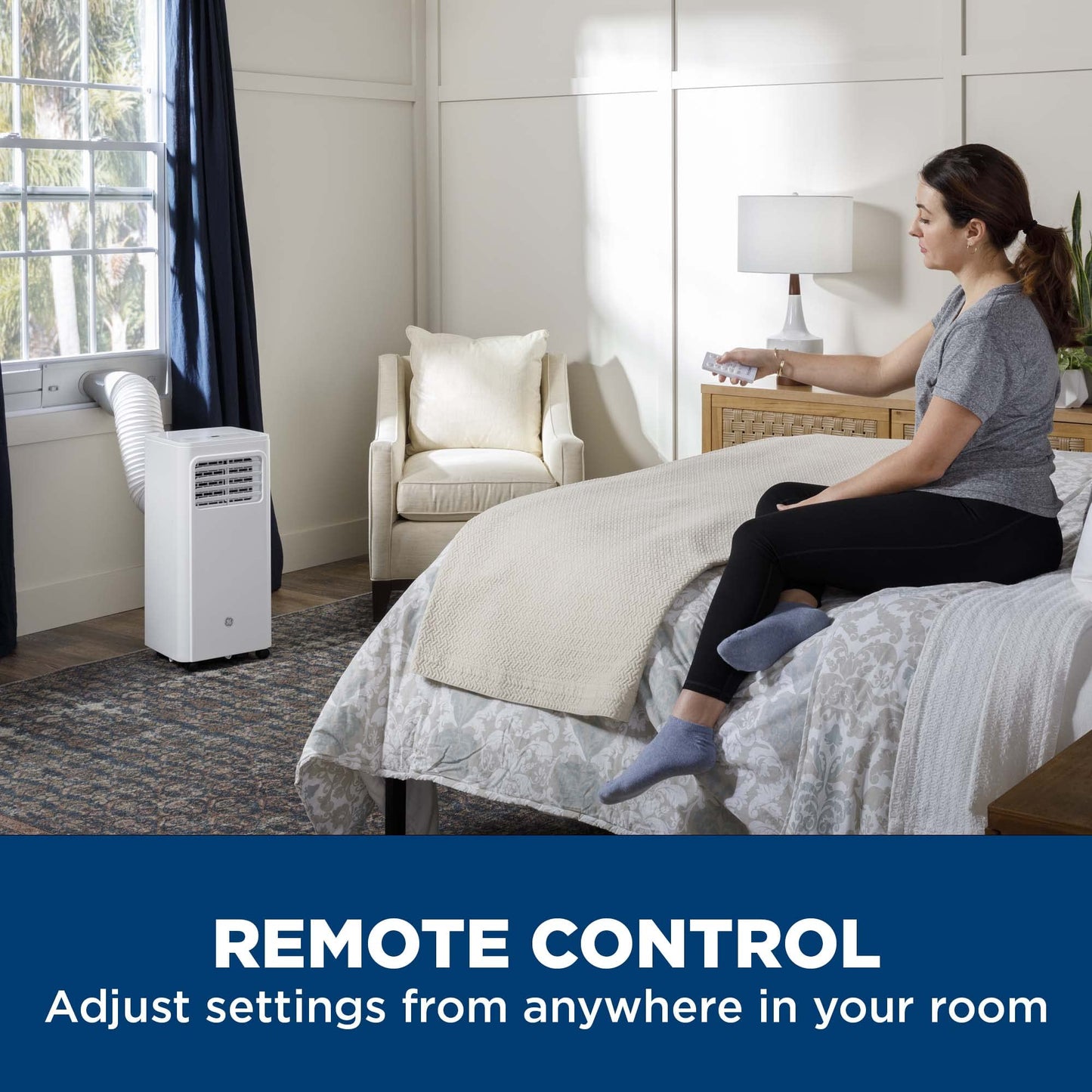 GE APPLIANCES APFD06JASW GE(R) 6,100 BTU Portable Air Conditioner with Dehumidifier and Remote, White - APFD06JASW-KT