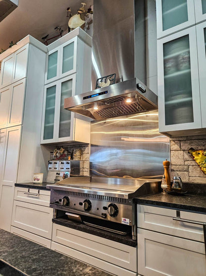 Proline Wall Mounted Range Hood, Ducted, 1100 CFM, Stainless Steel Finish, Outdoor Rated Finish option - PLFW 755
