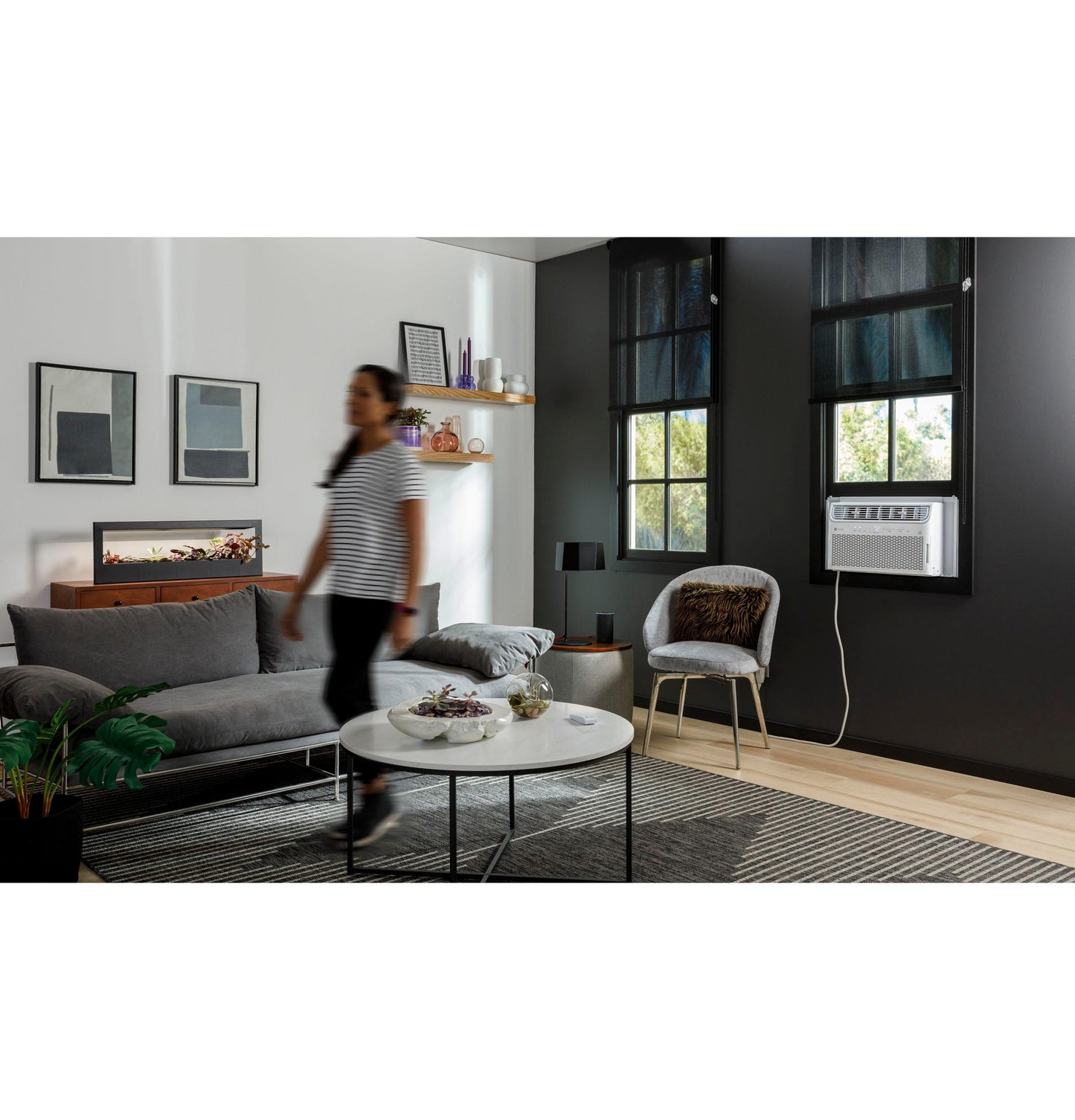 GE APPLIANCES AHTR10AC 10,000 BTU Inverter Smart Window AC - AHTR10AC-KT