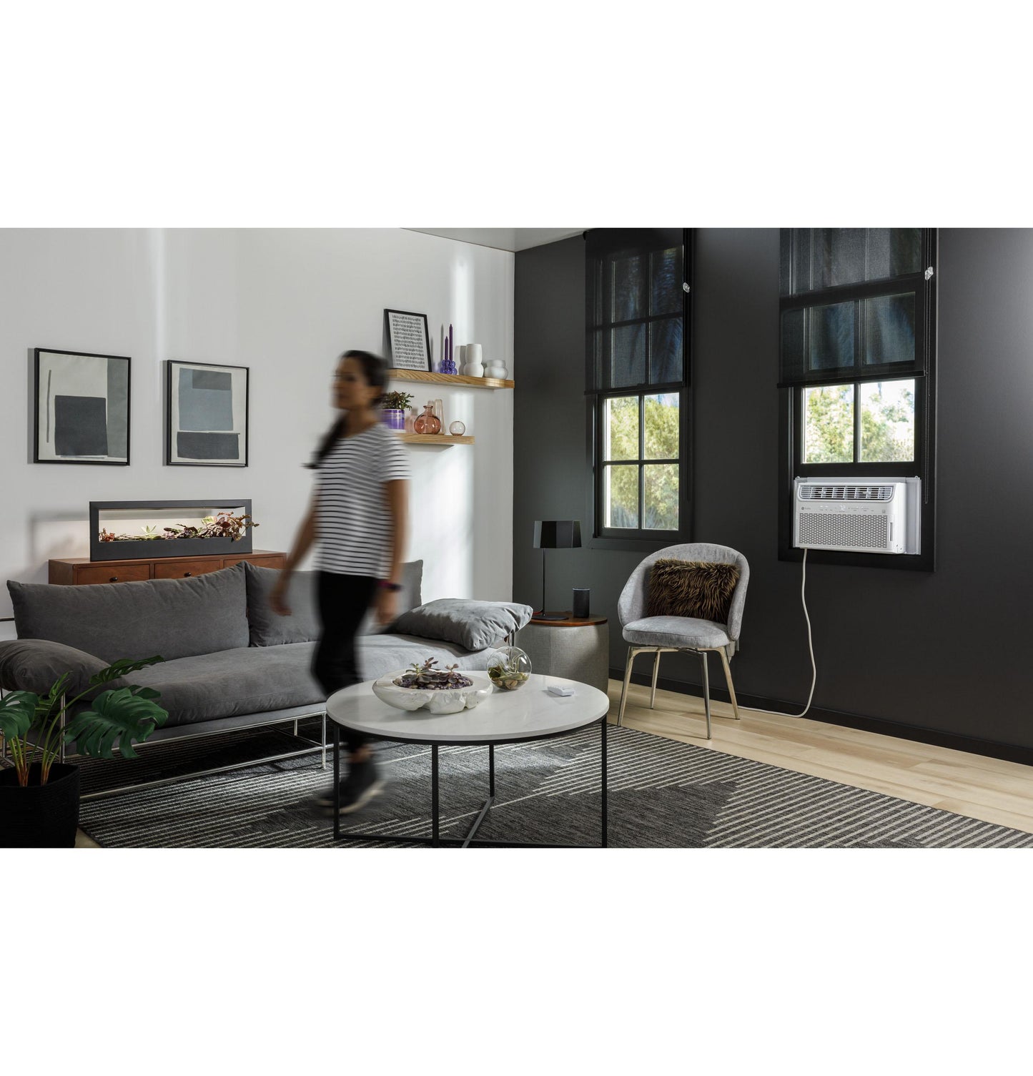 GE APPLIANCES 12,000 BTU Inverter Smart Window Air Conditioner - AHTR12AC-KT