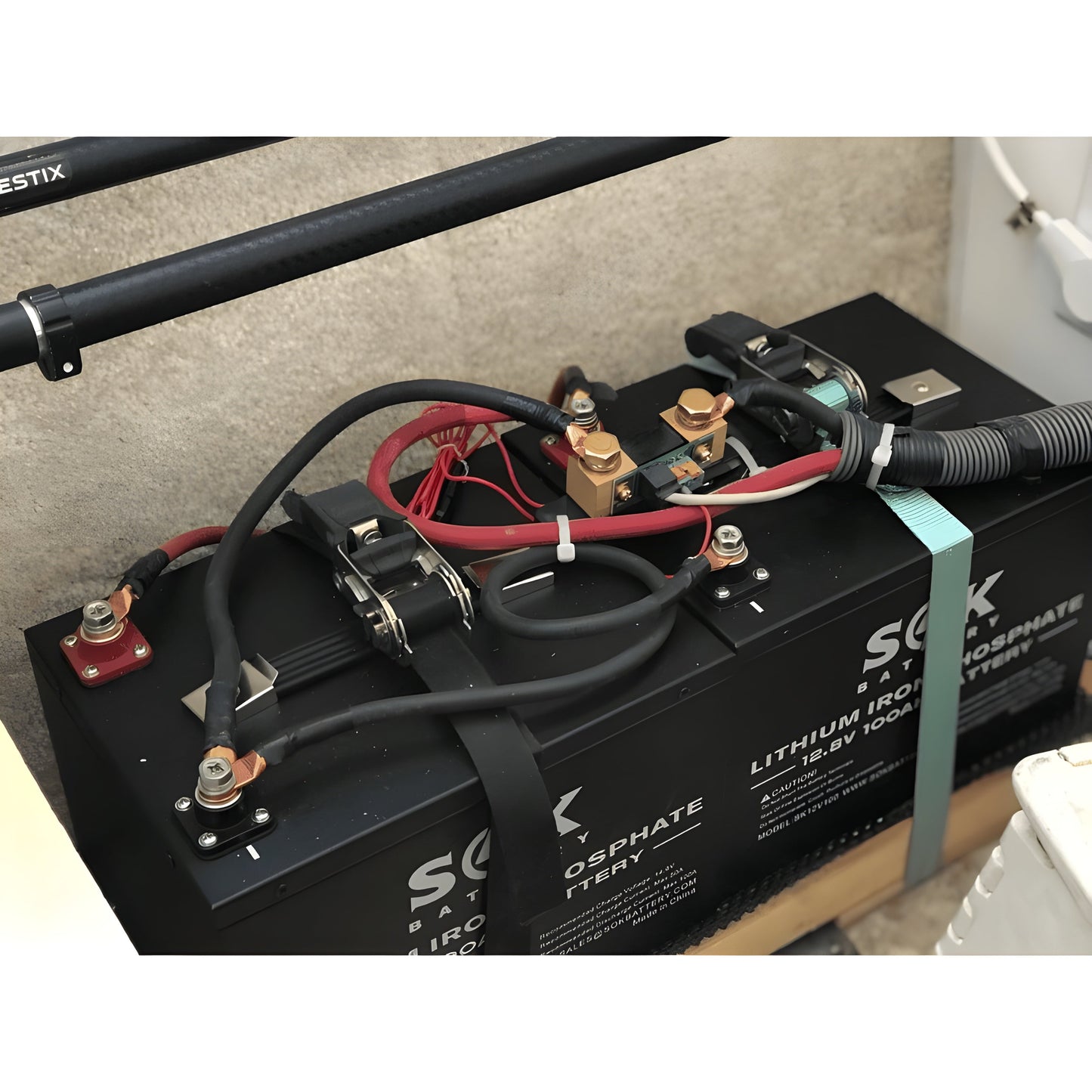 SOK Battery 24V 100Ah LiFePO4 Battery | 2,560wH / 2.56kWh Lithium Solar Battery
