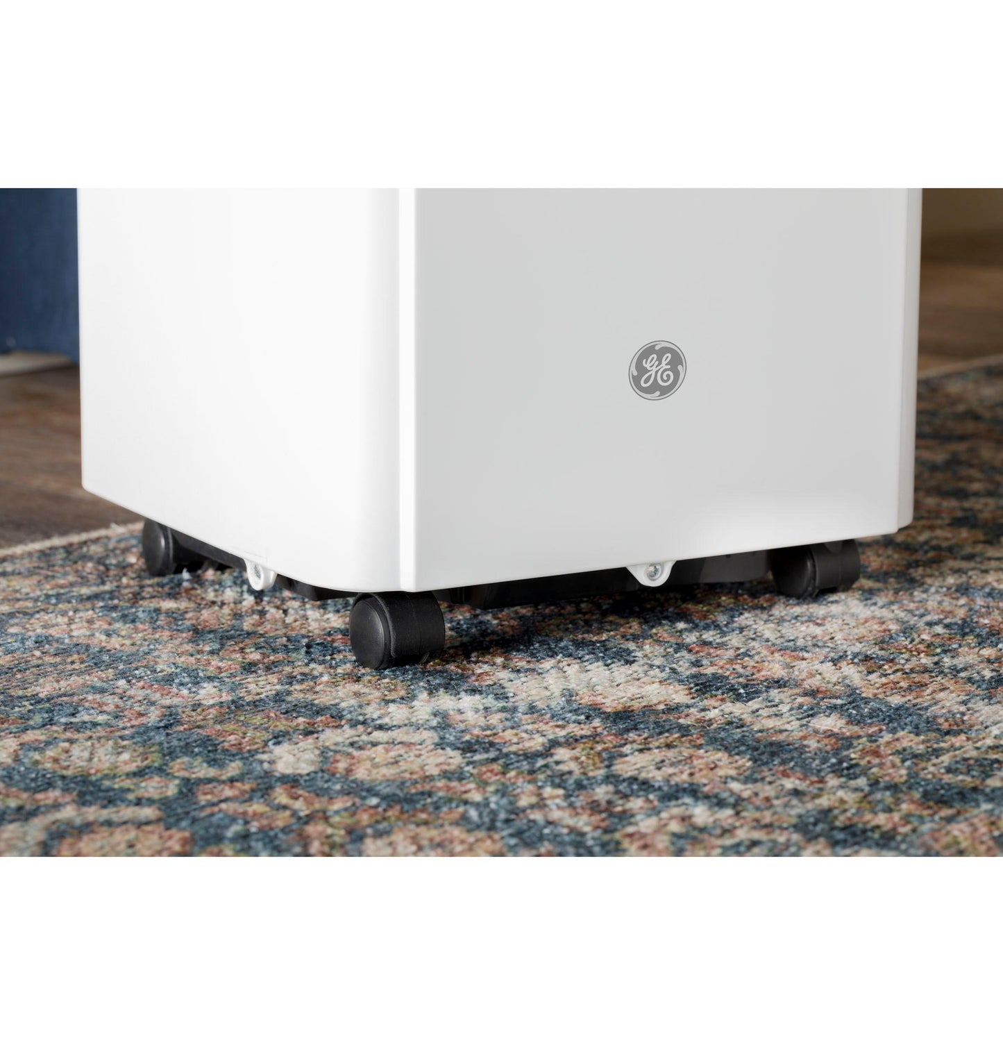 GE APPLIANCES APFD05JASW GE(R) 5,100 BTU Portable Air Conditioner with Dehumidifier and Remote, White - APFD05JASW-KT