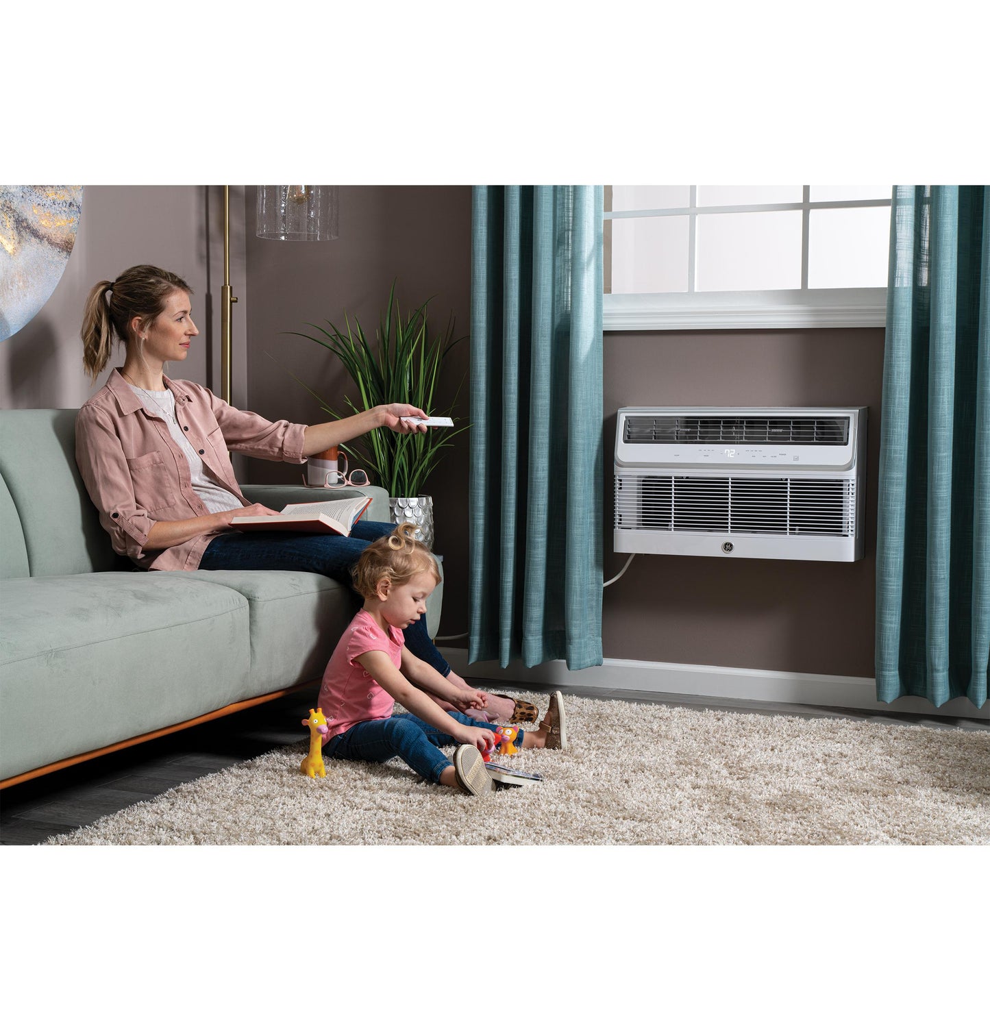 GE APPLIANCES AJCQ10AWJ GE(R) 115 Volt Built-In Cool-Only Room Air Conditioner - AJCQ10AWJ-KT