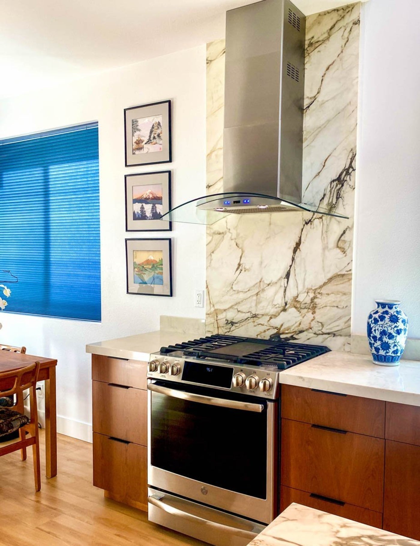 Proline Wall Mounted Range Hood, Ducted, 600 CFM, Stainless Steel Finish Proline - PLFW 544